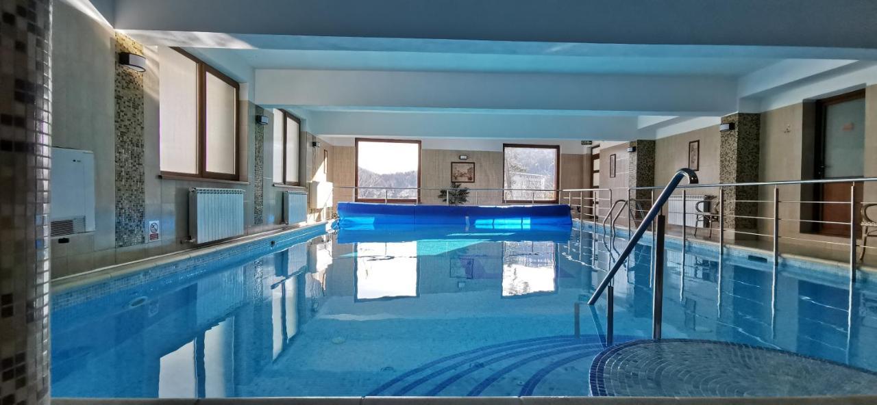 Hotel Suprem Băile Olăneşti Buitenkant foto