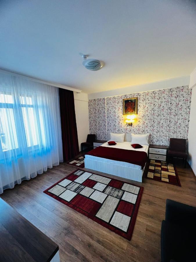 Hotel Suprem Băile Olăneşti Buitenkant foto