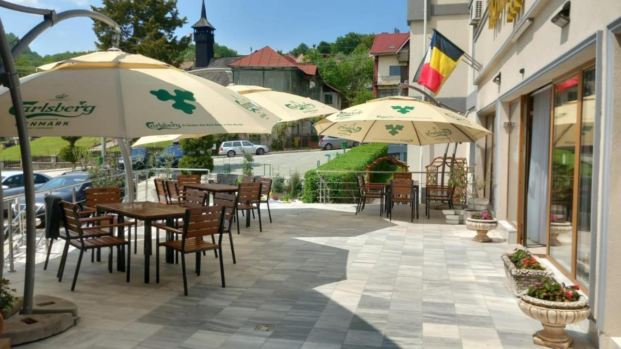 Hotel Suprem Băile Olăneşti Buitenkant foto